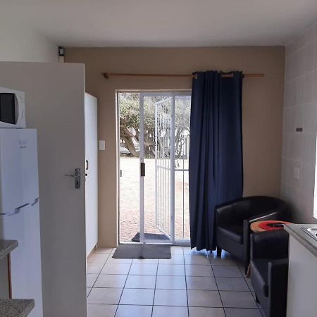 Oom Piet Accommodation Gansbaai Esterno foto