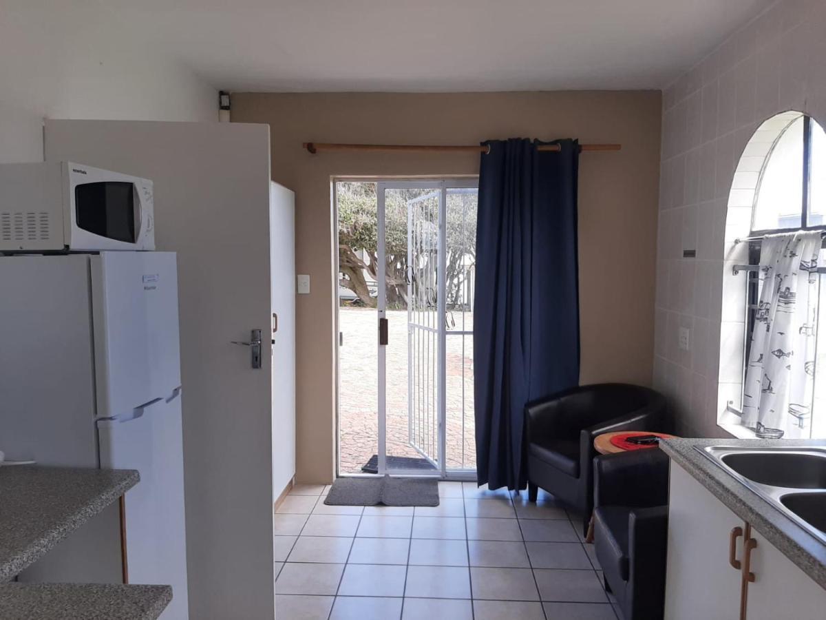 Oom Piet Accommodation Gansbaai Esterno foto