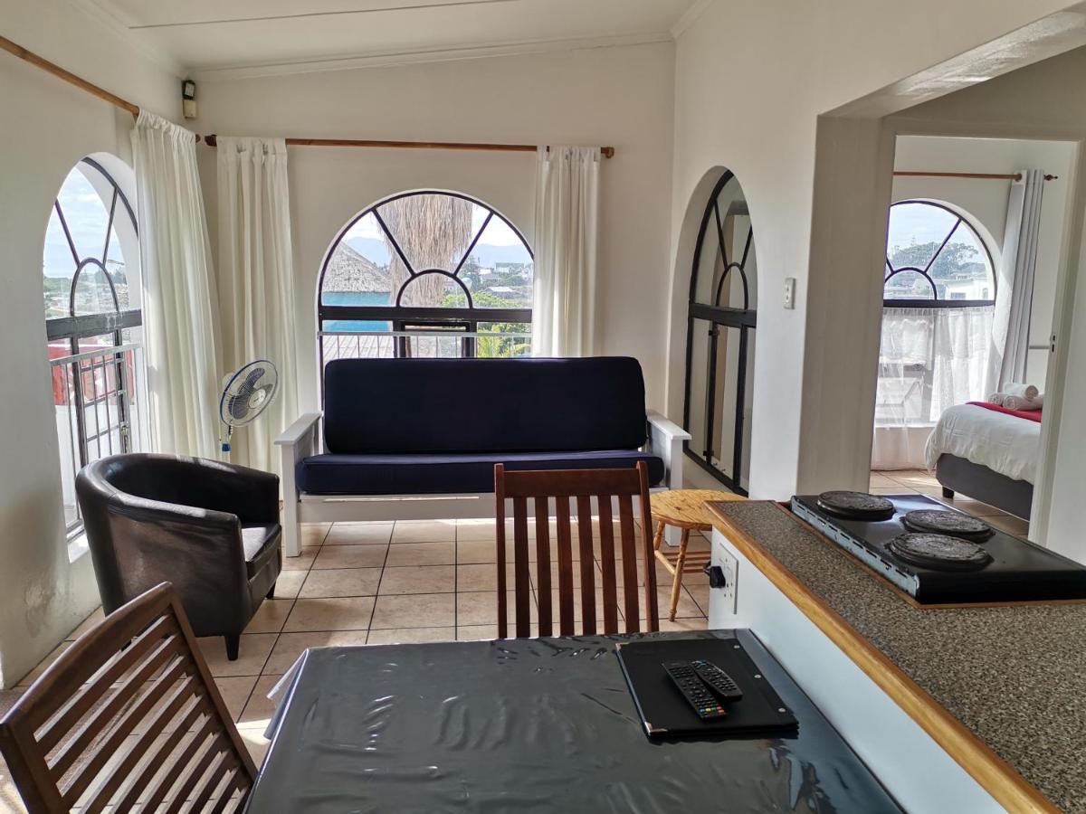 Oom Piet Accommodation Gansbaai Esterno foto