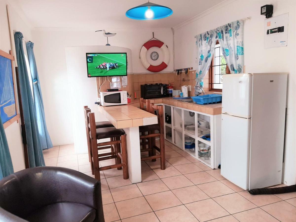 Oom Piet Accommodation Gansbaai Esterno foto